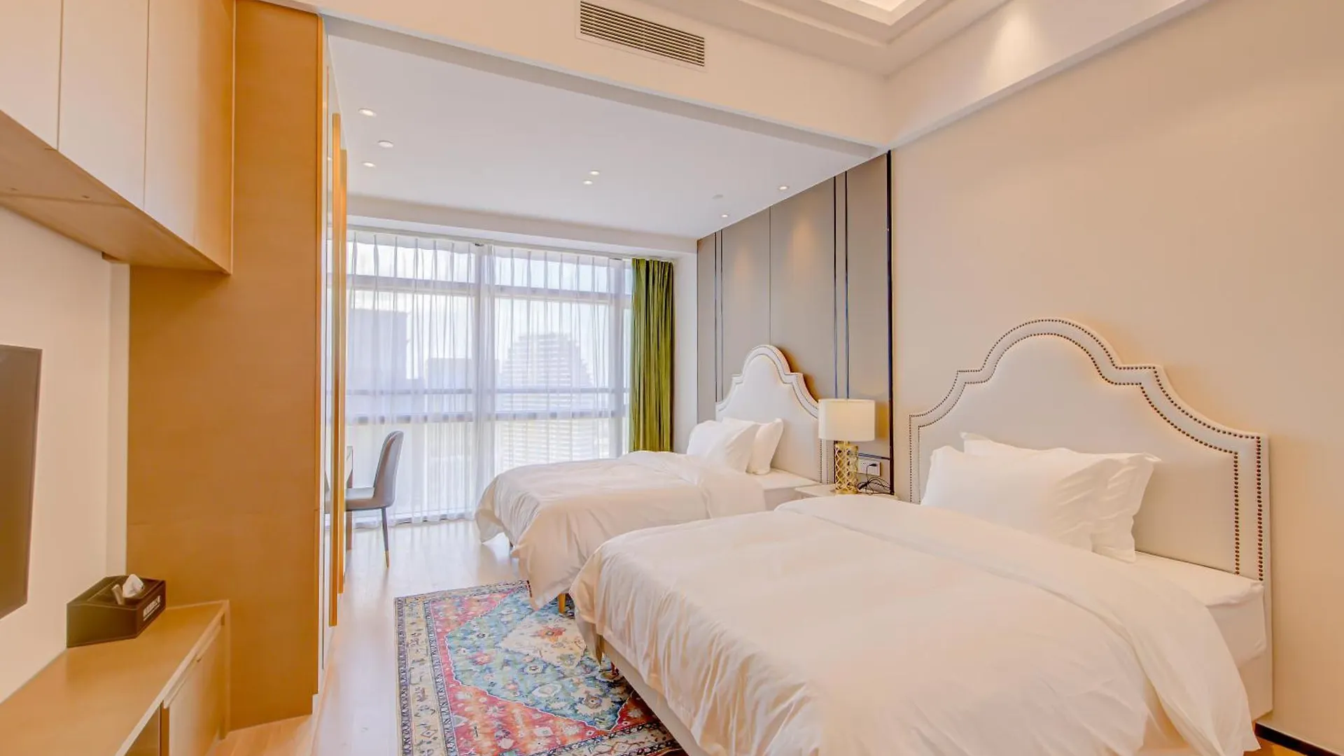 Maple Rain Hotel - Zhuhai Hengqin Port Chimelong Ocean Kingdom